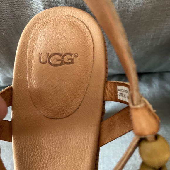 UGG Australia Naima Ombre Platform Beaded sz 9 - Picture 4 of 10